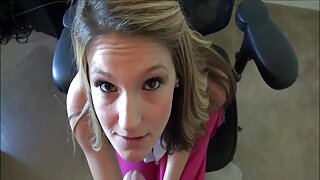 شقراء سكس مقابل المال عربي في سن المراهقة تمتص جاك وعشيقها الديك