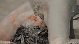 غنيمة كبيرة جدًا من كارداشيان يبدؤون الخنازير سكس عربي مقابل المال