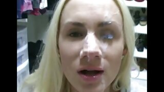 المراهق الشقراء سيكس مقابل المال الصغير يصطاد القضيب